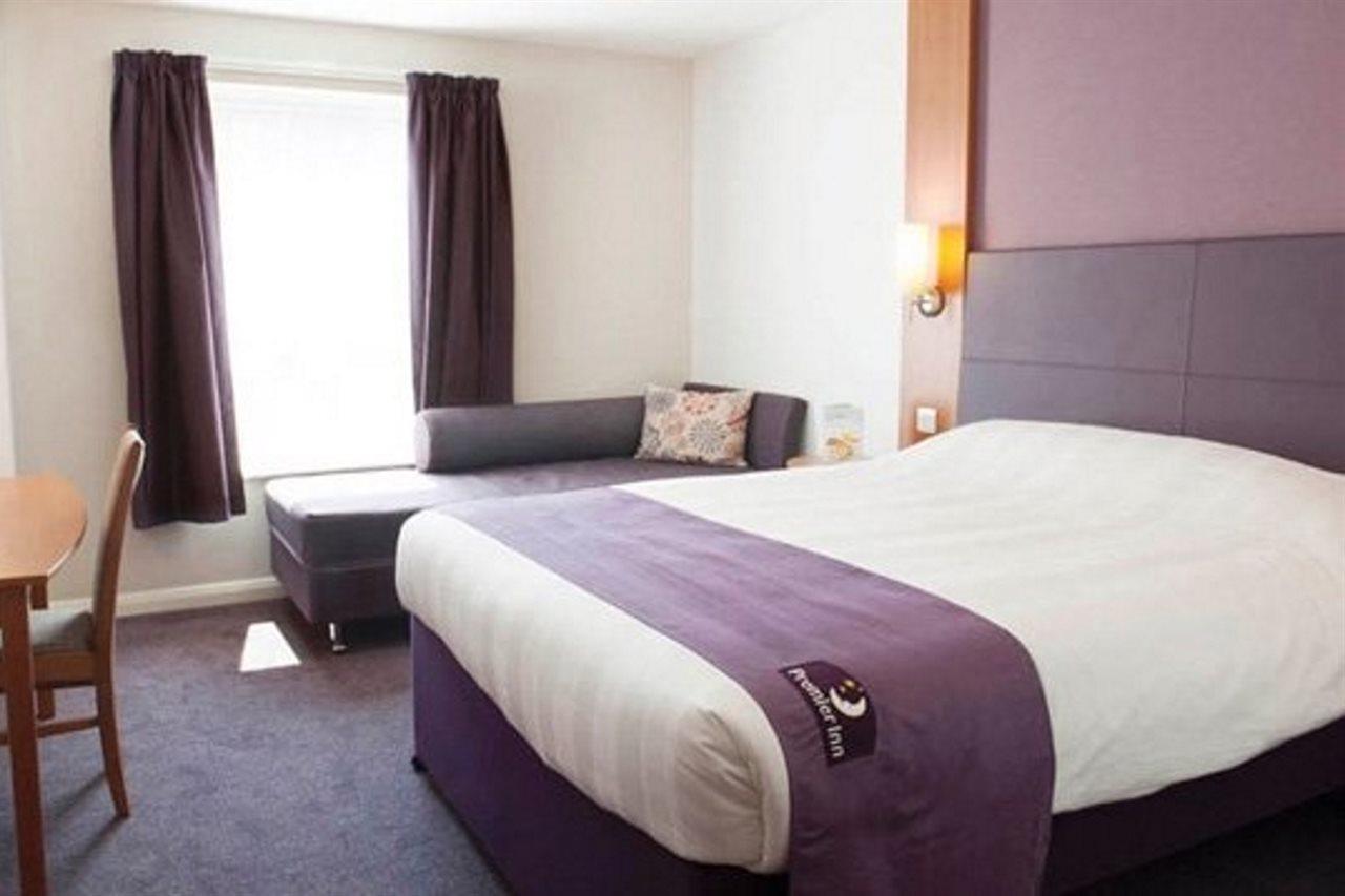 Premier Inn Guildford North - A3 外观 照片
