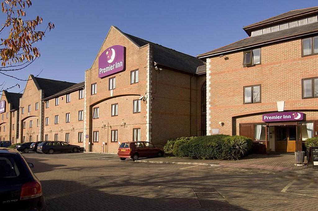 Premier Inn Guildford North - A3 外观 照片