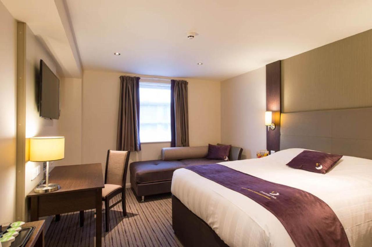 Premier Inn Guildford North - A3 外观 照片
